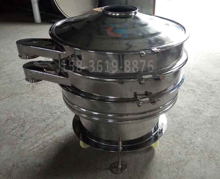 移动振动筛分机